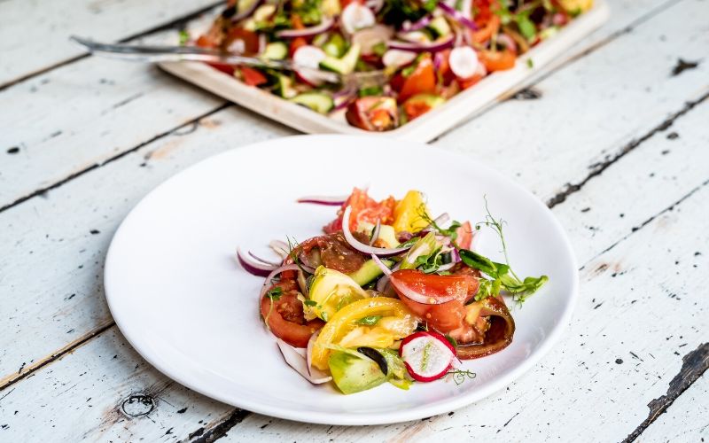 salad-platters-cauli-halloumi-min