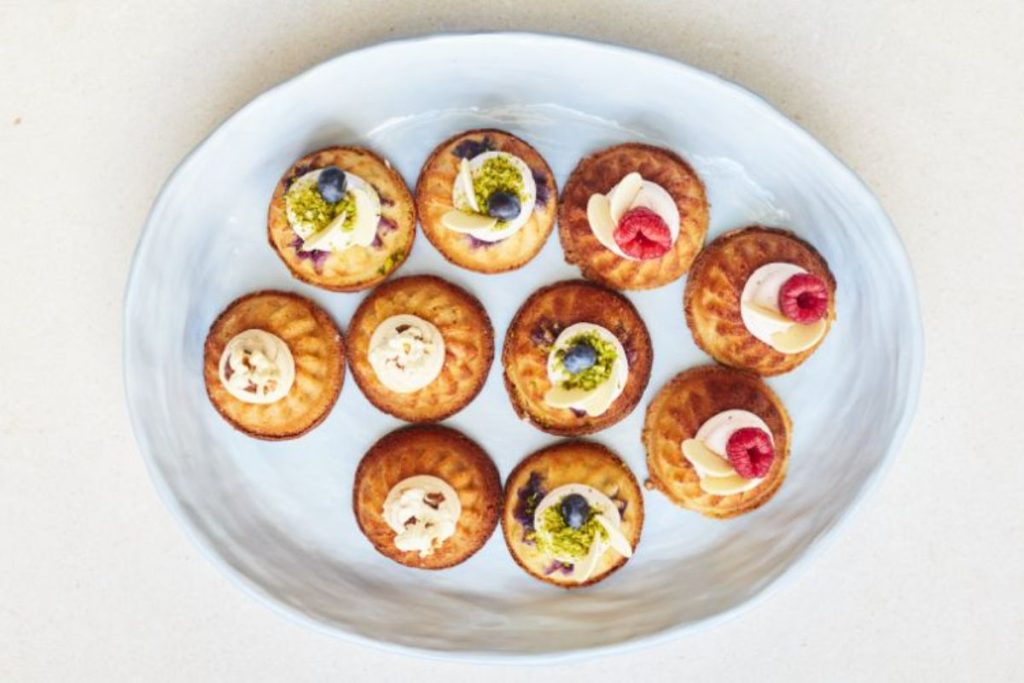 platters-delivered-cake-array-min