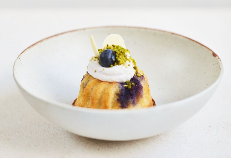 catering-delivered-mini-bundt-cakes-min