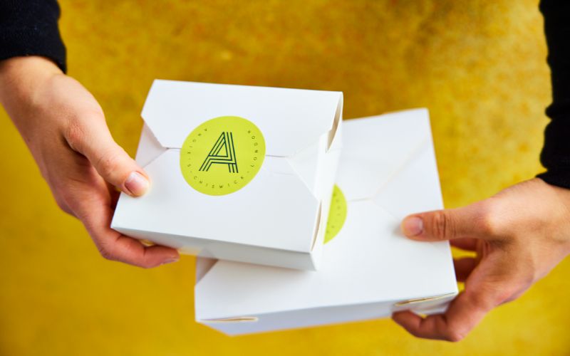 catering-delivered-salad-boxes-min