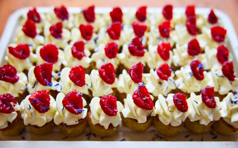 sweet-canapes-lemon-bundt-cakes