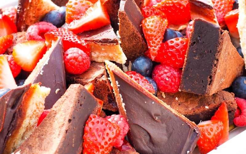 sweet-canapes-brownie-platter-min