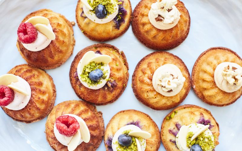 order-platters-near-me-platters-delivered-mini-cakes (1)-min